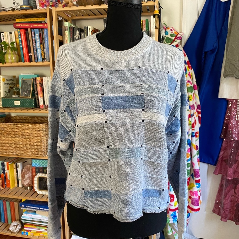 Norm Thompson Women's Blue and Gray Patterned Sweater